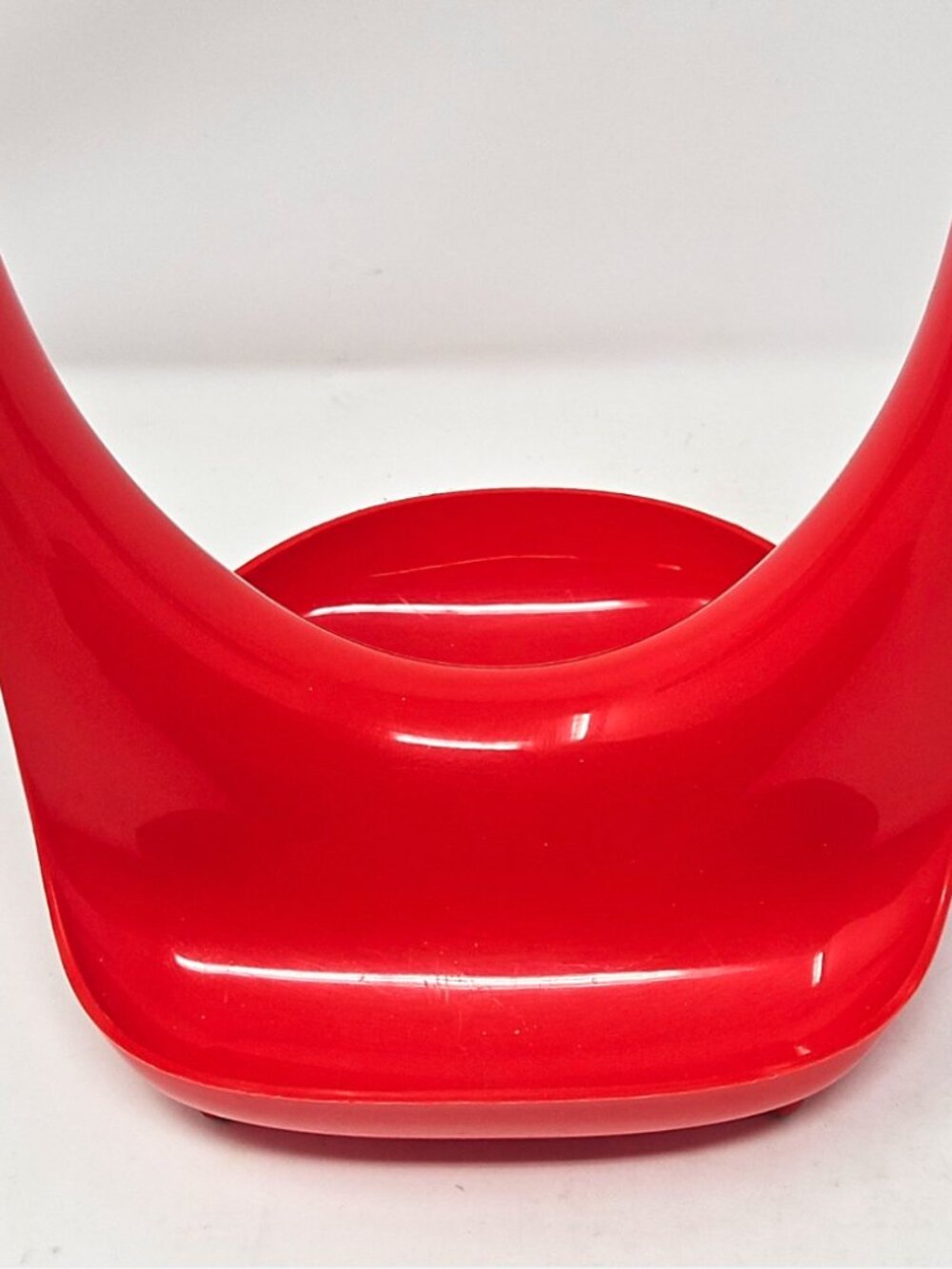 2015 Red Hutzler 707 Plastic Pot Lid Stand Spoon Rest Modern Designer Kitchen